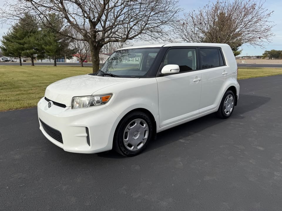 2012 Toyota Scion xB