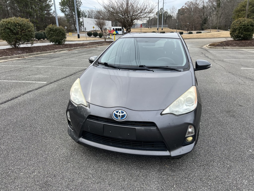 2013 Toyota Prius c