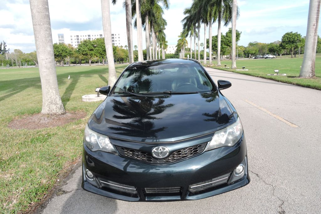 2014 TOYOTA CAMRY