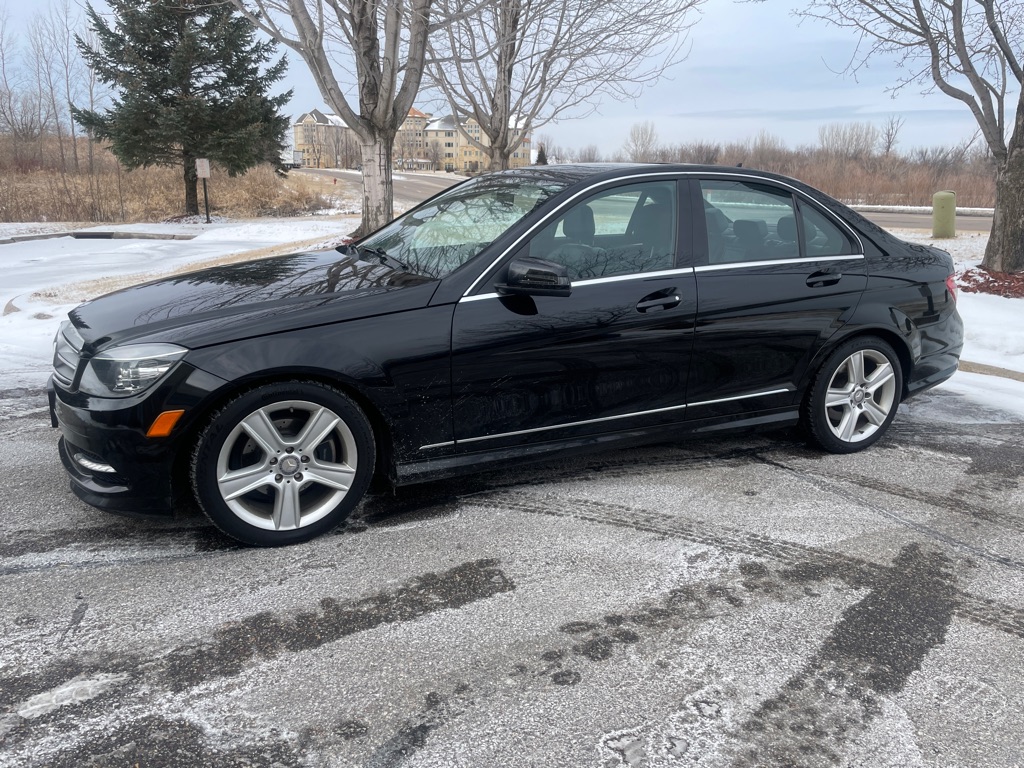 2011 MERCEDES-BENZ C-CLASS