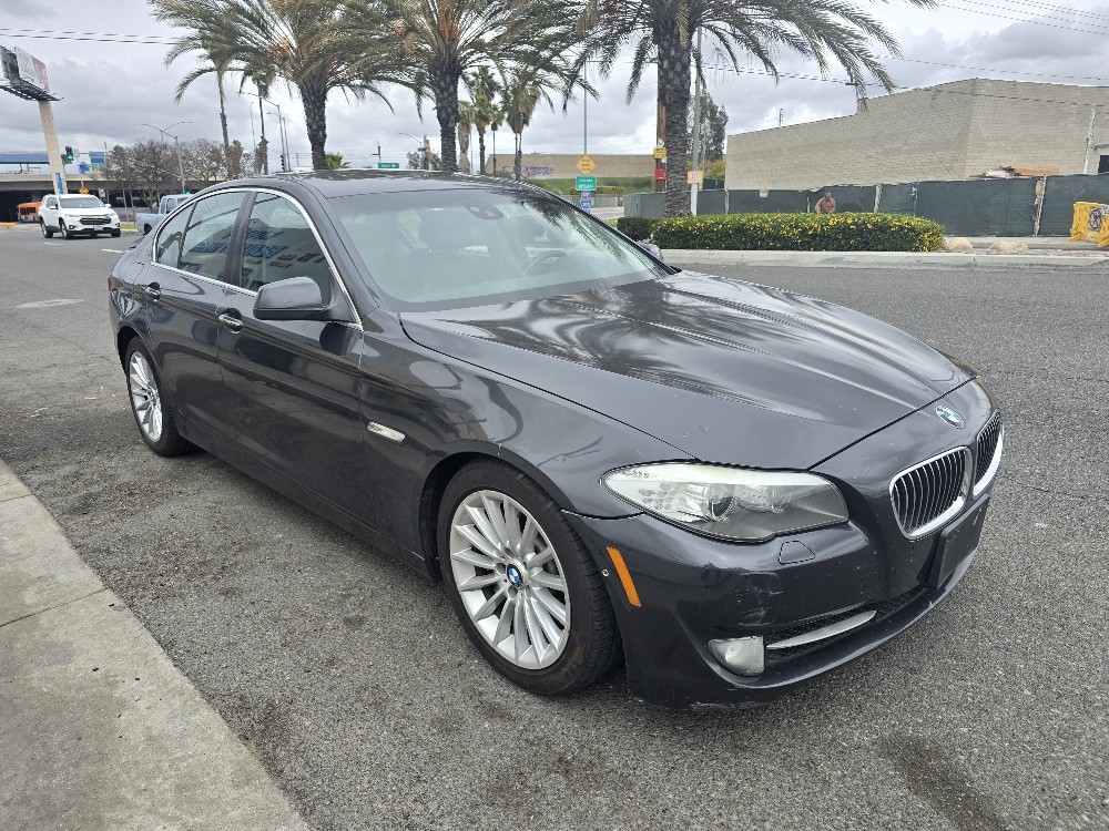 2011 BMW 5-Series